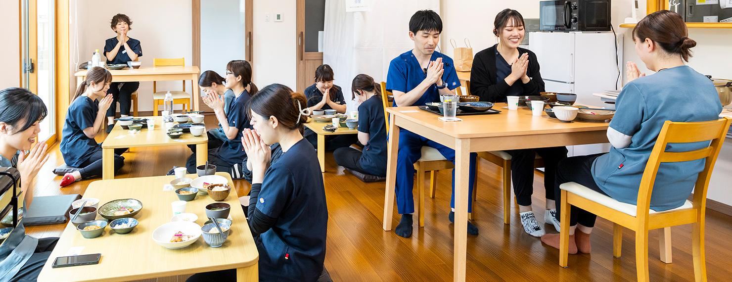 12:15 お昼休憩があります